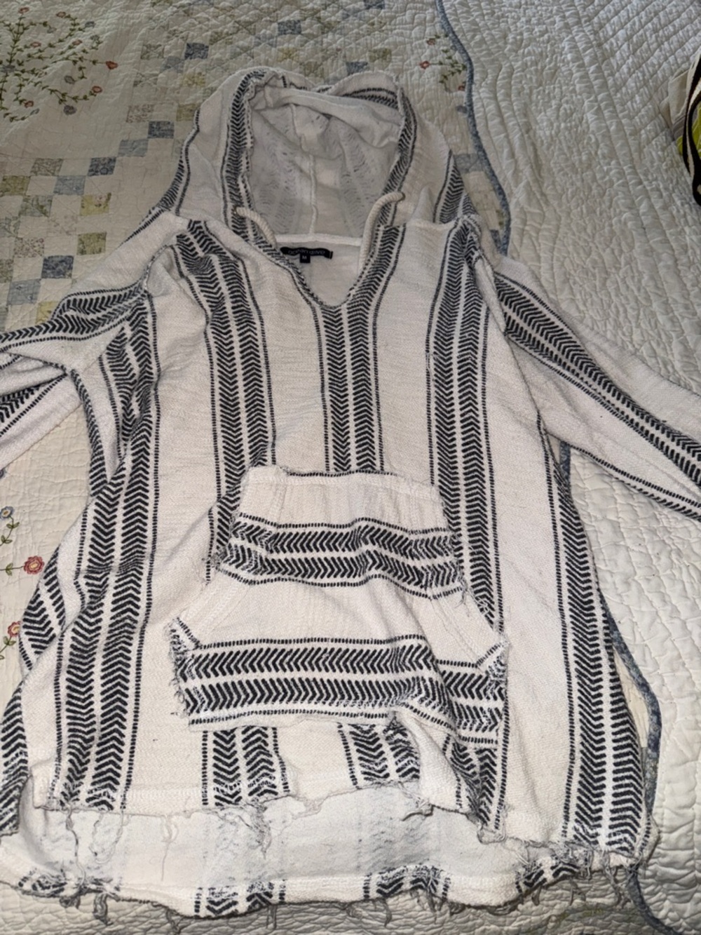 Ocean Drive White Pullover with Black Label